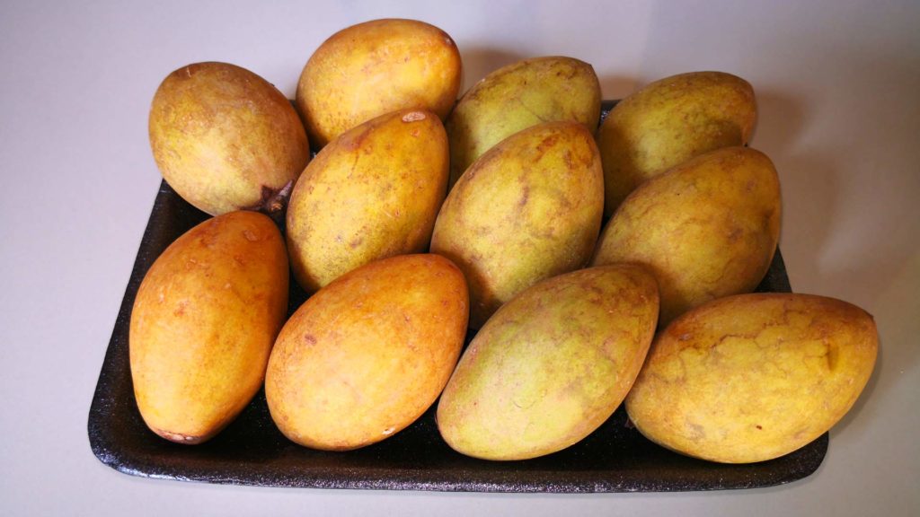 Früchte in Thailand: Sapodilla