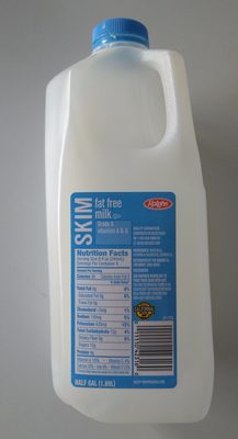 Fat Free Skim Milk - 0011110423160