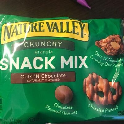 Nature Valley Crunchy Oats 'N Chocolate Snack Mix - 0016000146129