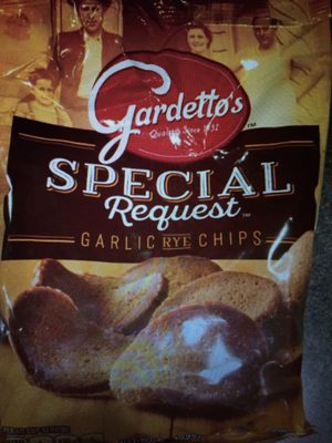Gardetto's Special Request Roasted Garlic Rye Chips - 0016000193338