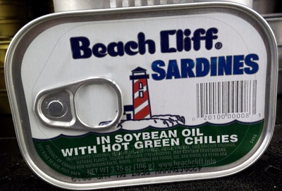 Sardines in soybean oil with hot green chilies - 0020100000083