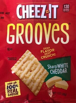 Sharp white cheddar crunchy snack crackers, sharp white cheddar - 0024100109678