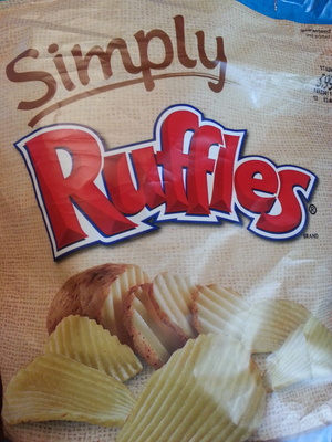 Ruffles Sea Salted Reduced Fat Potato Chips 8 Ounce Plastic Bag - 0028400071321
