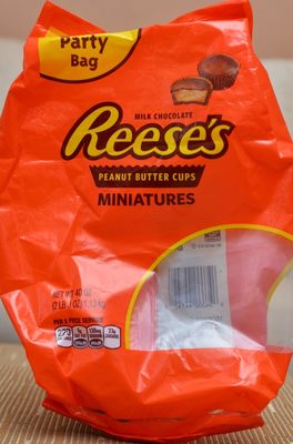 Milk chocolate miniatures peanut butter cups - 0034000447428