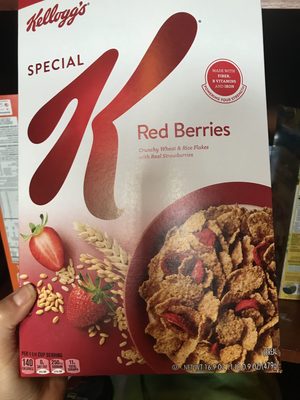 Cereal, red berries - 0038000143717