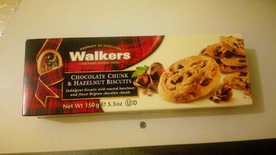 Walkers Hazelnut & Chocolate Chip Biscuits - 0039047005440