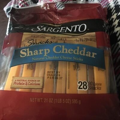 Sharp cheddar cheese sticks - 0046100303290