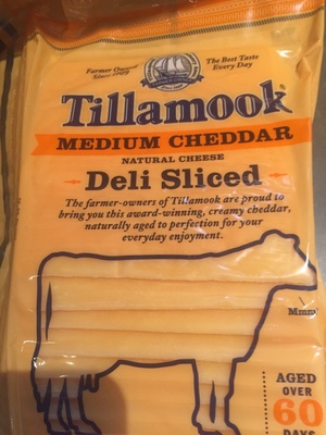 Natural deli sliced medium cheddar cheese - 0072830031110