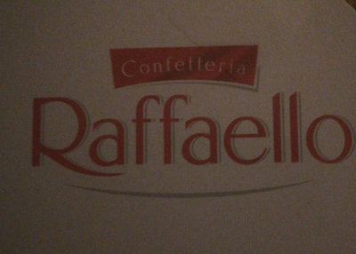 Raffaello Valentine's Day Heart Shaped Box Pieces (140g) - 4008400181424