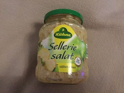 Salade de céleri - 40804187