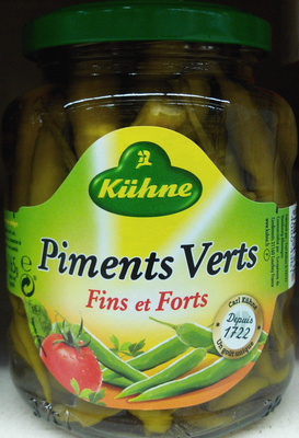 Piments verts fins et forts - 40804361