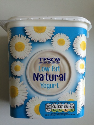 Low fat natural yogurt - 5000119100191