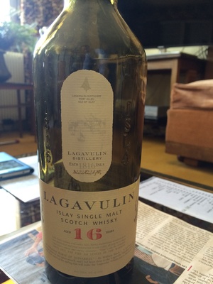 Lagavulin Single Malt Islay Scotch Whisky - 5000281005409