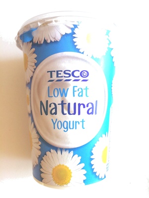 Low fat natural yoghurt - 5000462417021