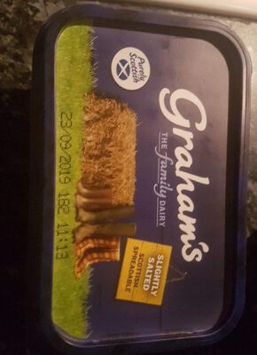 Slightly salted Scottish spreadable butter - 5025840001807