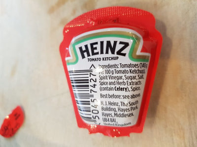 heinz tomato ketchup  - 50457427