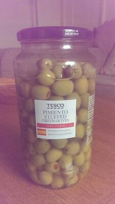 Tesco pimiento stuffed green olives - 5051399078175