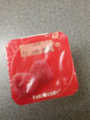 strawberry yogurt - 5057545877753