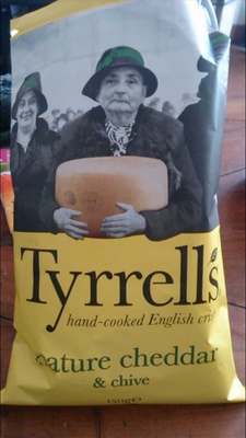 Hand-Cooked English Crisps Mature Cheddar & Chive - 5060042641437