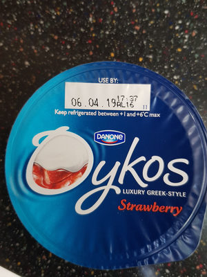 Strawberry Greek Style Yogurt 4 x - 5060058338925