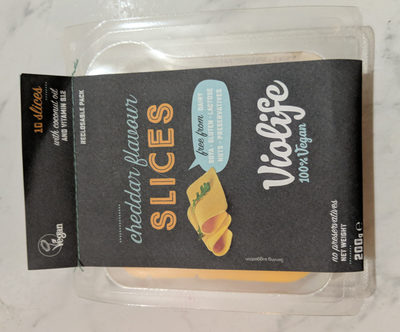Cheddar flavour slices - 5202390015380