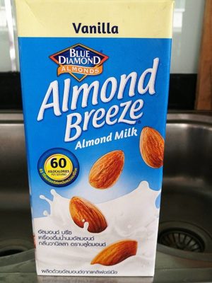 Almond Breeze almond milk - 8850096818520