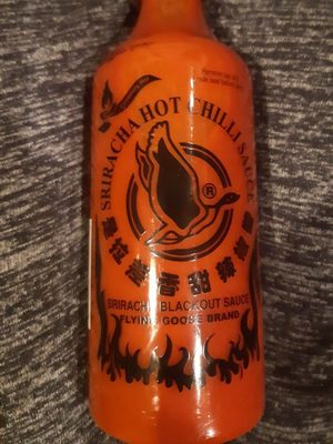 Sriracha hot chili sauce - 8853662060026