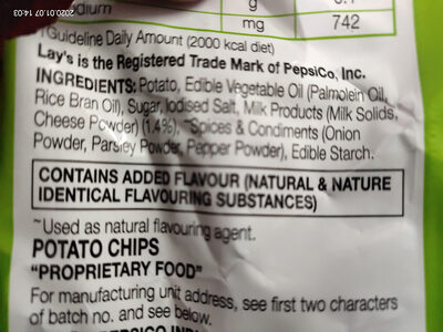 Lays Cream and Onion Patato Chips - 8901491981682