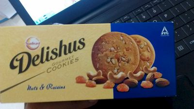 Delishus gourmet cookies nuts & raisins - 8901725136031