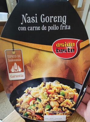 Nasi Goreng con carne de pollo frita - 9005545000196