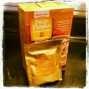 Trader Joe's Pecan Pumpkin Instant Oatmeal (Naturally Flavored) - 000000954471