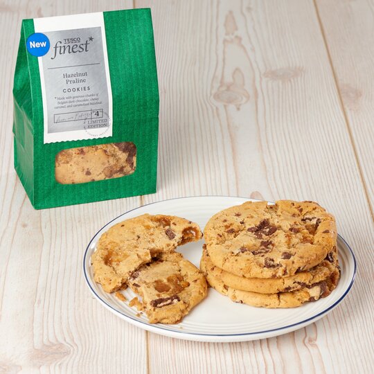 Tesco Finest Hazelnut Praline Cookies 4 Pack - 0288910000000
