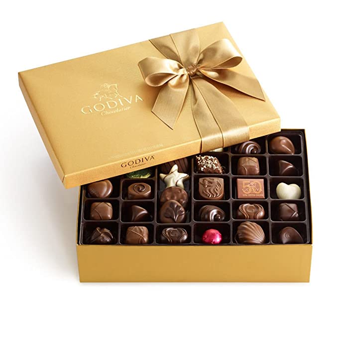  Godiva Chocolatier Assorted Chocolate Classic Gold Ballotin Gift Box, Assorted Chocolate, Premium Chocolate, Great as a Gift, 70 pc.  - 031290070329