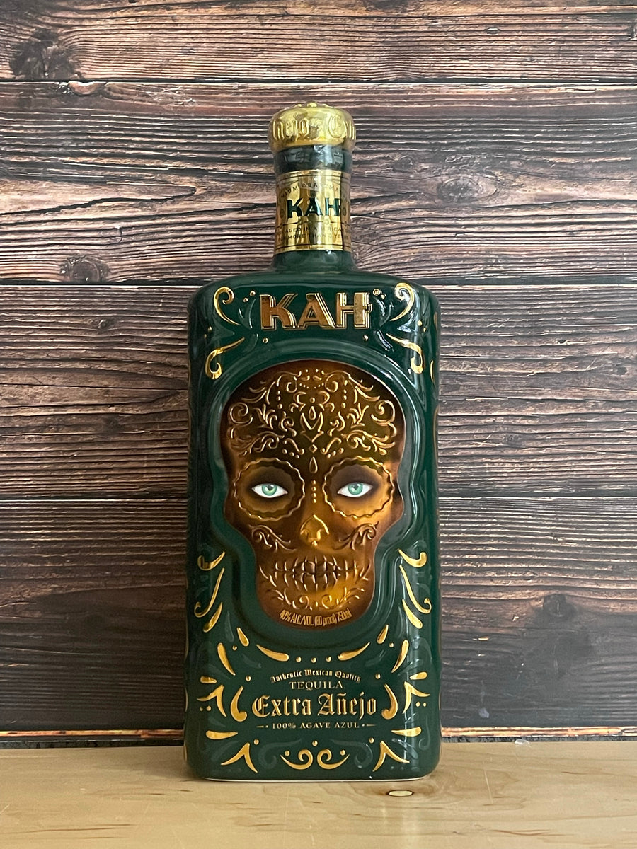 Kah Extra Anejo Tequila (Glow In The Dark Bottle) - 10819588015210