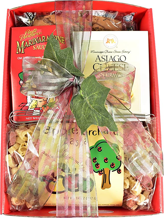 Gift Basket Village Perfect Pasta, Gourmet dinner Box with Pasta Dinner Starter, Marinara Sauce, Cheese Straws and Biscotti, Italian, 1 Count - 705332273671