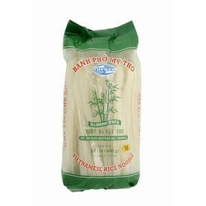 Bamboo Tree (Hiệu Ba Cây Tre) Vietnamese Rice Noodles (Bánh Phở Sản Xuất Tại Mỹ Tho) 400g Extra Large Noodles - 8936007820278